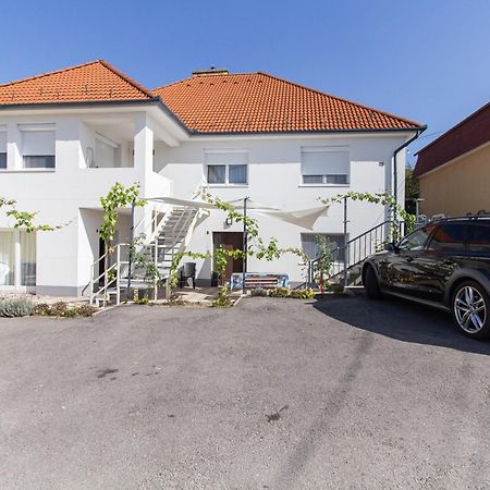 Deli Terasz B Apartman Free Parking, Self-Check-In Anytime 杰尔 外观 照片