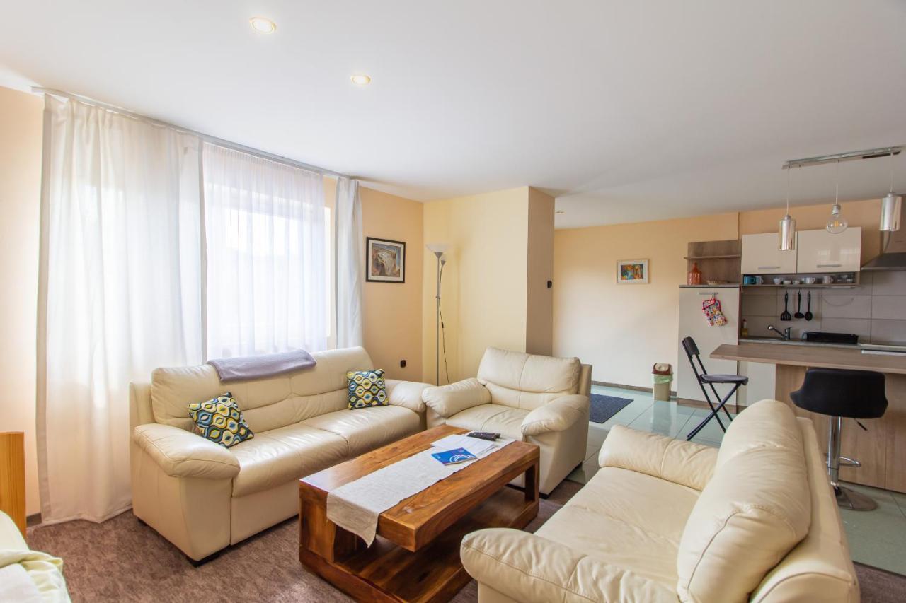 Deli Terasz B Apartman Free Parking, Self-Check-In Anytime 杰尔 外观 照片